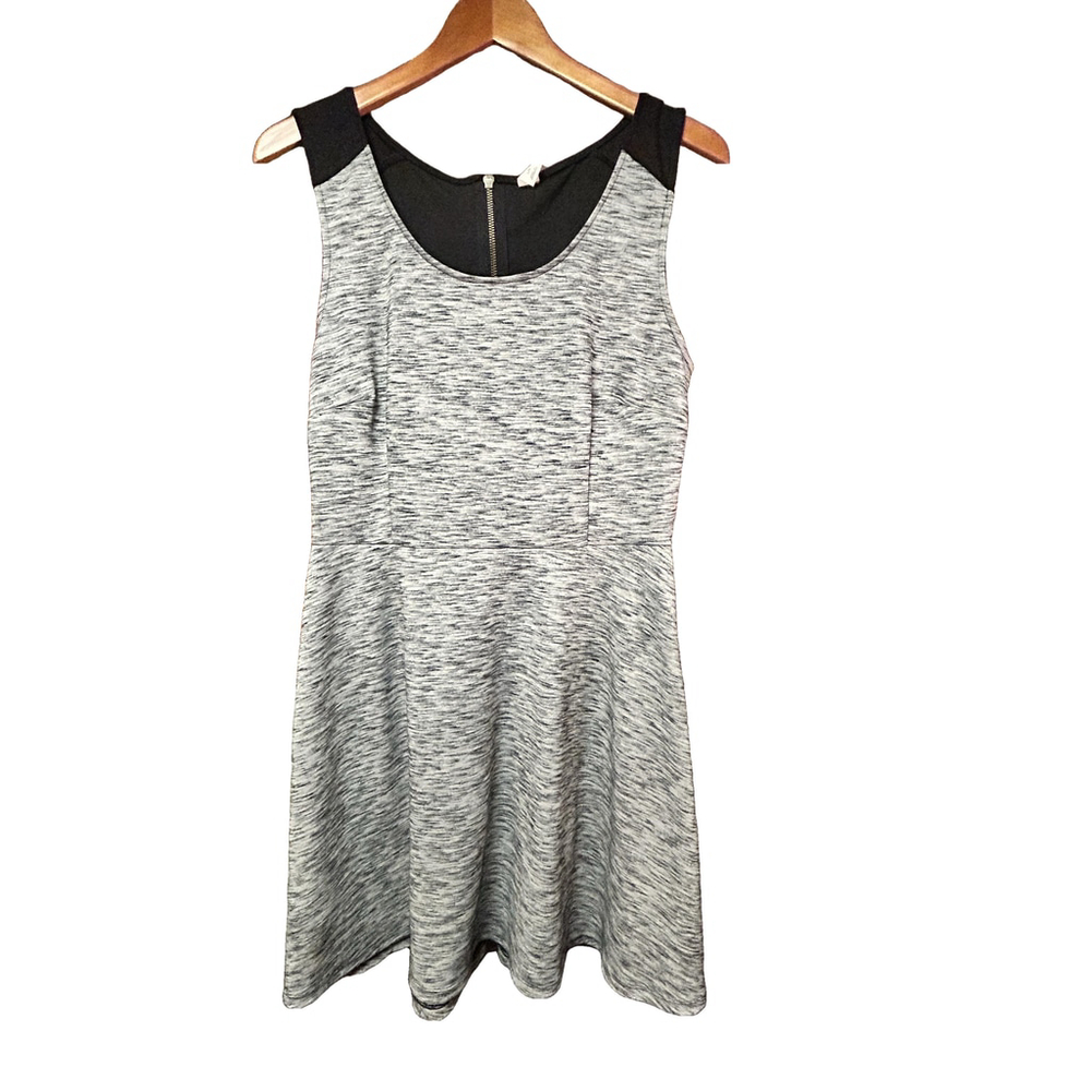 Old Navy Fit & Flare Dress - Women's L - Gray Black Knit - Picture 2 of 7